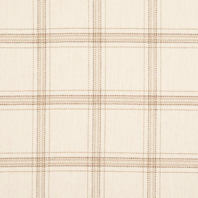 Blackburn Merino Plaid in ivory is a traditional twill weave made of superfine lambswool yarns that are mÃ©lange spun for...