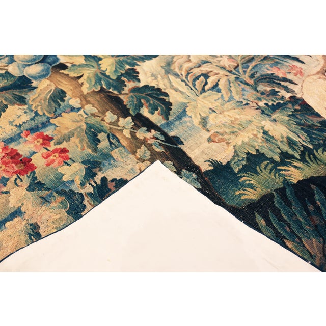 Nazmiyal Collection 18th Century French Aubusson Tapestry 5 Ft 8 in X 7 Ft 7 In For Sale - Image 11 of 11