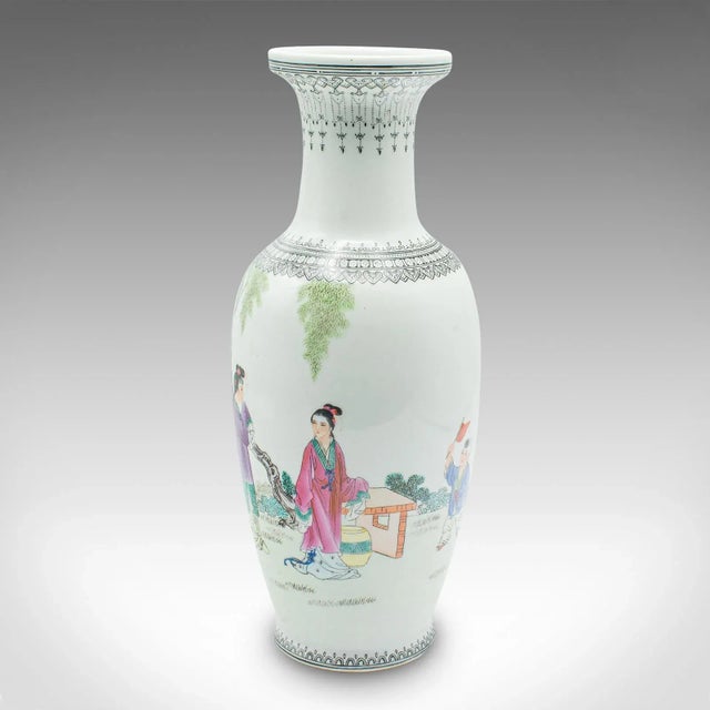 Ceramic 1960's Vintage Flower Vase For Sale - Image 7 of 12