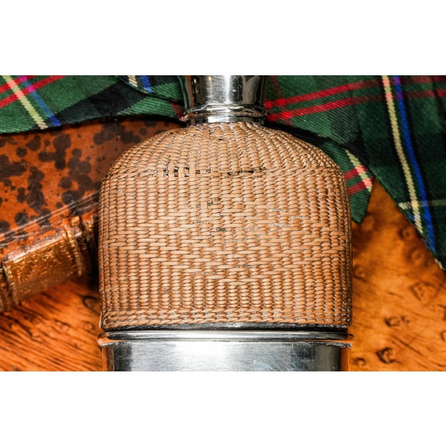 Charming Antique Sterling Silver Woven Rattan Victorian Armorial Coat of Arms Hip Flask For Sale In New York - Image 6 of 12