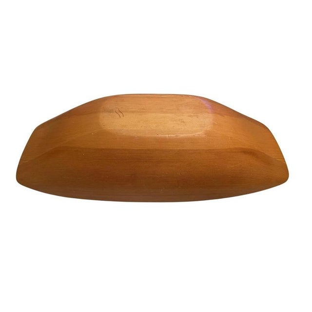 Mid-Century Scandinavian Carved Pine Bowl attributed to Stig Sandqvist, 1970 For Sale - Image 6 of 8