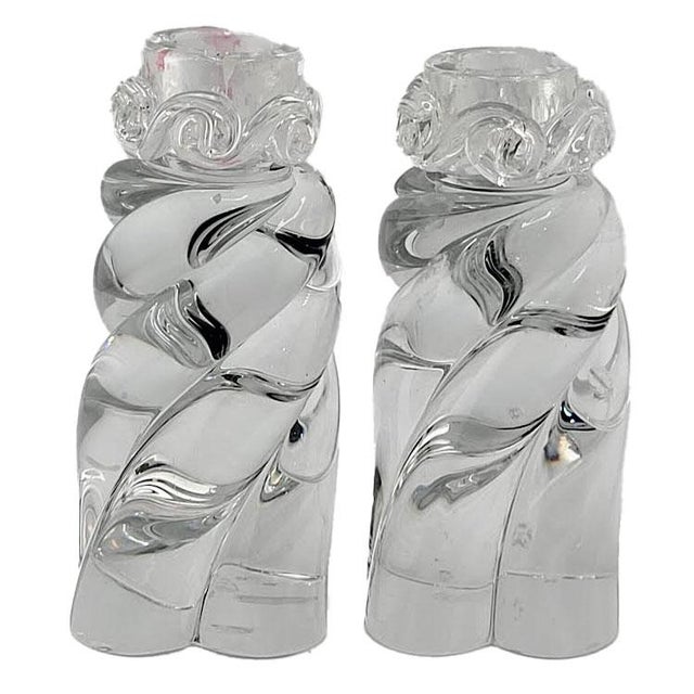Elegant pair of vintage clear crystal candlestick holders in the highly sought-after 6-inch size. This is the discontinued...