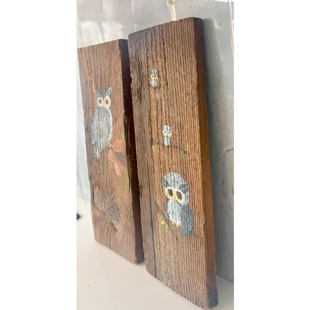 Late 20th Century Folk Art Owl Paintings on Reclaimed Wood, a Pair For Sale In Palm Springs - Image 6 of 9