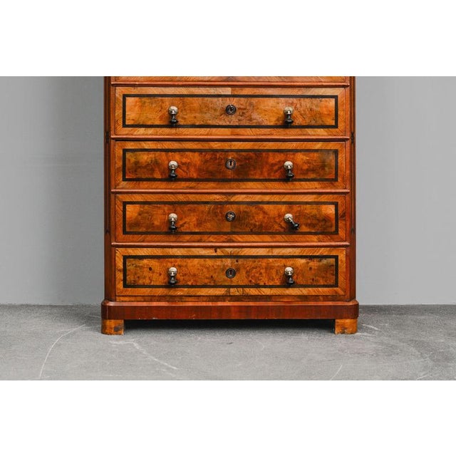 Brown Mid-19th Century Biedermeier Chiffonier in Walnut For Sale - Image 8 of 17
