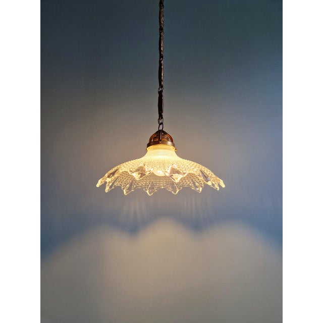 Art Deco Pendant Light in Scalloped Clear Glass, 1920s For Sale - Image 4 of 14