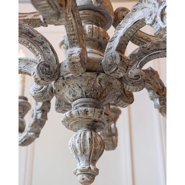 Mid 20th Century French Carved and Painted Wood Twelve-Light Chandelier For Sale - Image 10 of 18