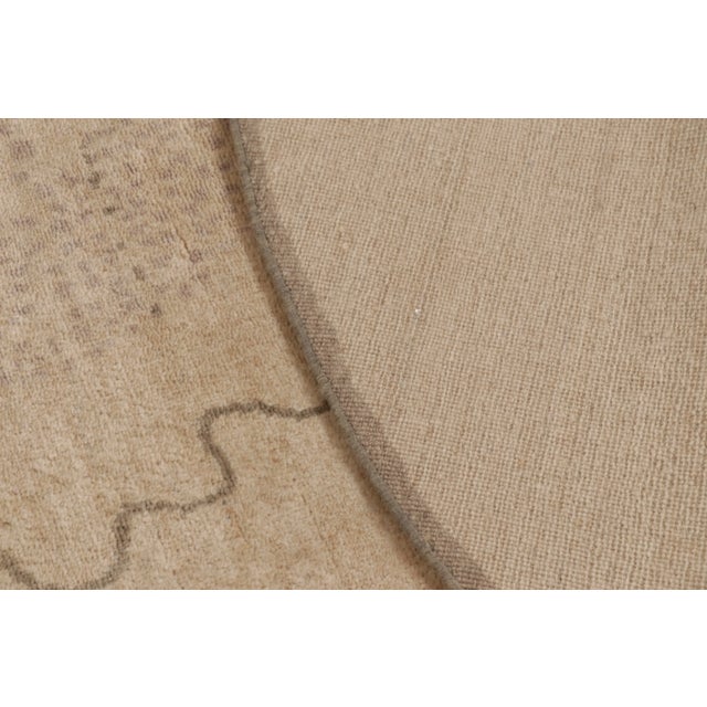 Contemporary Circle Abstract Wool Rug by Rug & Kilim, India For Sale - Image 10 of 10