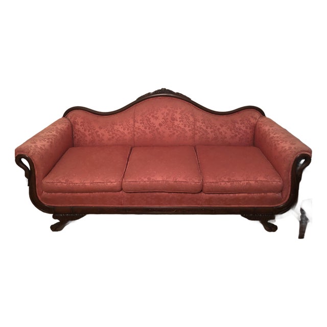 Early 20th Century American Empire Revival Swan-Arm Sofa With Carved Frame and Coral Damask Upholstery For Sale