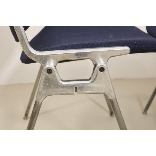 Metal Set of Vintage DSC 106 Chairs by Giancarlo Piretti for Anonima Casteli, 1965 For Sale - Image 7 of 18