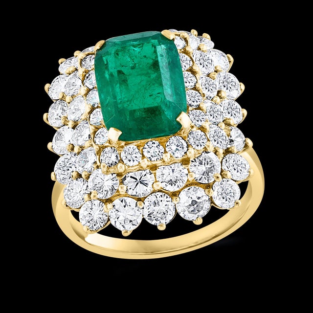 GIA Certified 3.41 Carat Cushion Cut Colombian Emerald & Diamond Ring 18K Y Gold For Sale - Image 13 of 18