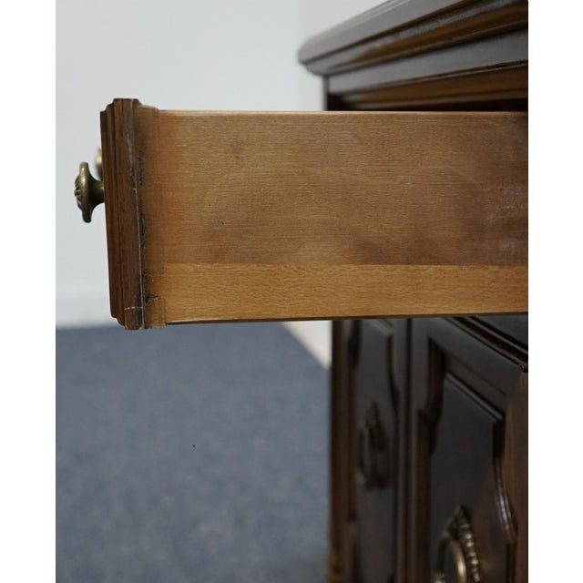 Brown Drexel Heritage Cameo Collection Burled Walnut Italian Neoclassical Tuscan Style 25" Cabinet Nightstand 002-630 For Sale - Image 8 of 15