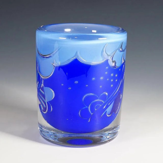 Large Ariel Vase attributed to Olle Alberius for Orrefors, Sweden, 1987 For Sale - Image 3 of 12