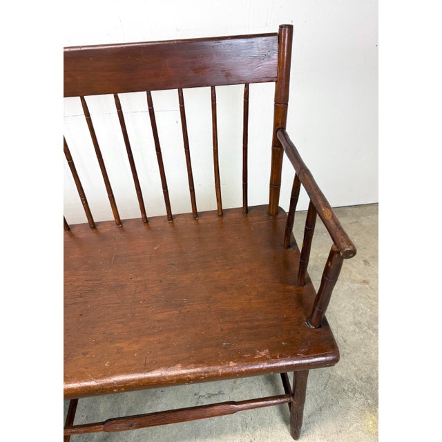 Brown 19th Century American Windsor Faux Bamboo Shaker Style Spindled 8-Leg Settee / Bench For Sale - Image 8 of 12