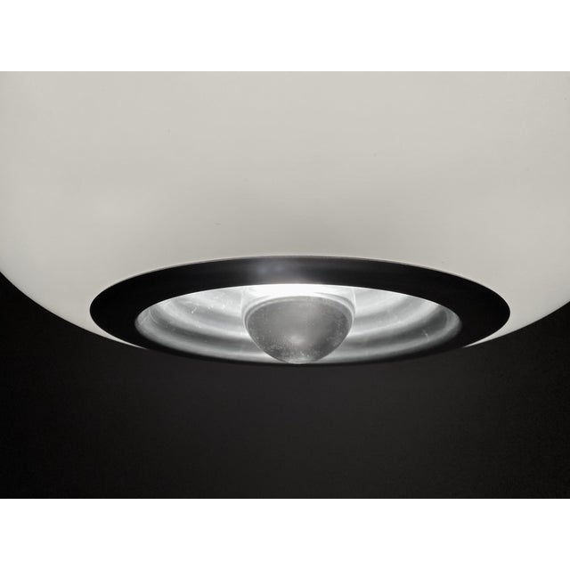 1960s Black and White Pendant by Pier Giacomo and Achille Castiglioni for Flos, 1965 For Sale - Image 5 of 14
