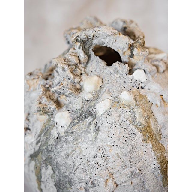 Fragment Moon Vase -Fubuki II For Sale - Image 4 of 18