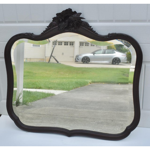 Victorian Antique Carved Mahogany Victorian Style Oval Wall Mirror W/Carved Love Birds For Sale - Image 3 of 14