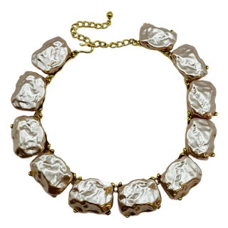 Signed Kenneth © Lane Vintage 1970s Couture Runway Pink Sculptural Pearl Collar Necklace For Sale
