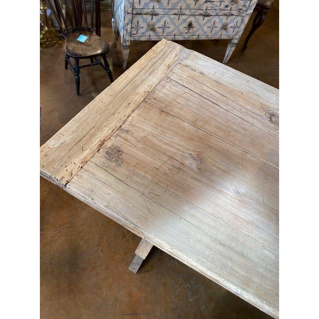 French bleached farm dining table w stretcher base. Will dismantle. 94”l x 30”w x 32”h 39-051