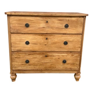 19th Century English Pine Chest of Drawers For Sale