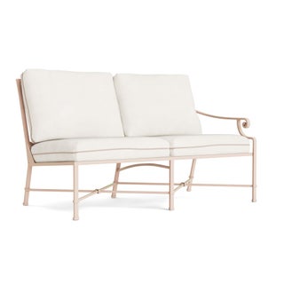 Brown Jordan Venetian Right Arm Loveseat in Blush with Sea Salt and Dusty Pink Welt Cushions For Sale