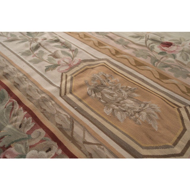 12x16 Vintage Aubusson Flat Weave Wool Rug, Louis Philippe Rose Wreath For Sale In New York - Image 6 of 12