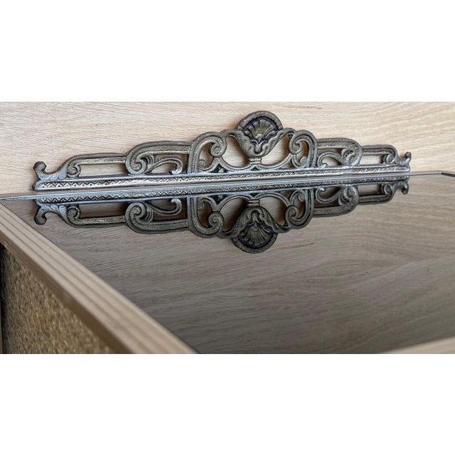 Mid 20th Century Art Deco Pair of Metal Nightstands with Original Crystal door For Sale - Image 6 of 18