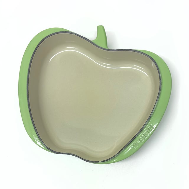 Apple-Shaped Green Enamel Baking Dish by Le Creuset For Sale In Miami - Image 6 of 10