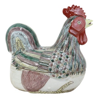 Vintage Chinese Famille Verte Porcelain Rooster Hand-Painted Covered Bowl For Sale