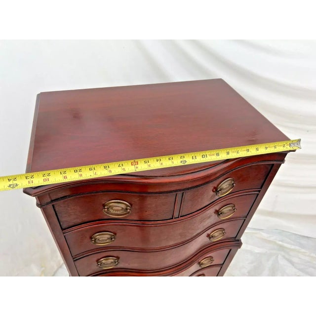 Brown 1960s Vintage Drexel Travis Court Lingerie Dresser Chest Seven Drawers Hepplewhite For Sale - Image 8 of 12