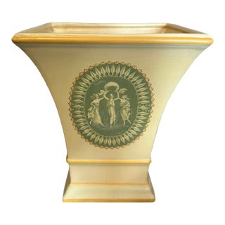 Neoclassic Chelsea House Venetian Vase For Sale