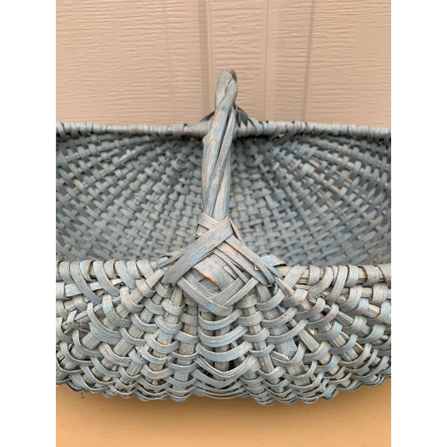 Wood Early 20th Century American Splint Oak Pale Blue Gathering Basket For Sale - Image 7 of 11