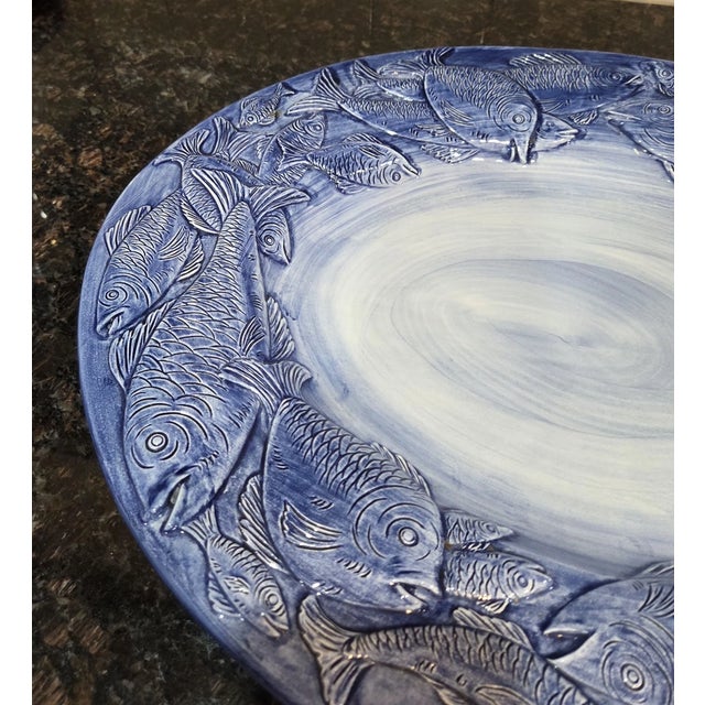 1980s Vintage Italian Azure Blue Fish Oval Majolica Platter Party Platter For Sale - Image 5 of 8