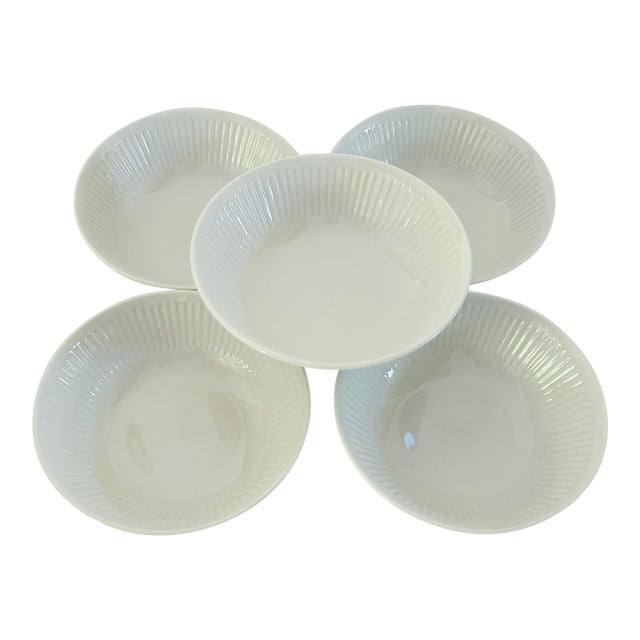 1990s Athena Pattern Johnson Brothers Ironstone White Dessert Bowls - Set of 5 For Sale