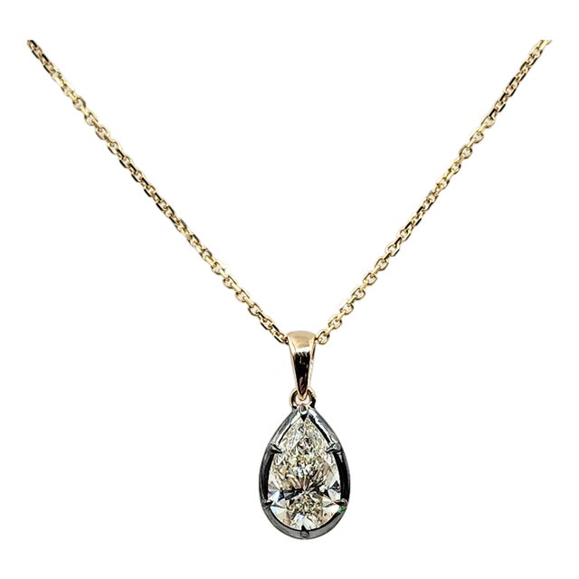 Gia Certified Natural Pear Diamond Pendant For Sale