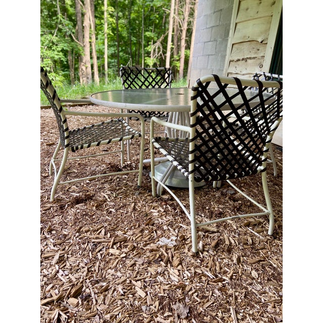 Stunning Vintage Brown Jordan Tamiami Patio Dining Set - Table + 4 Chairs (Coffee and Cream Colors) For Sale - Image 6 of 6