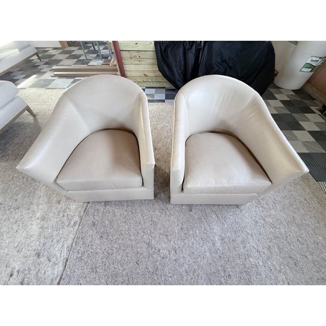 Cream Lee Leather Swivel Chair For Sale - Image 8 of 8