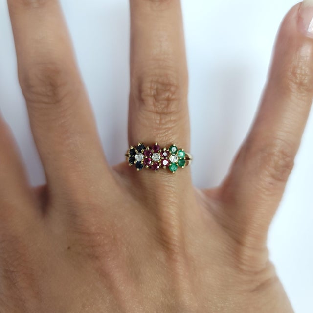 ♥ Product Summary ♥ Main Stone: Sapphire, Ruby, Emerald Approx. Carat Weight: 1.00cttw Band Material: 14k Yellow Gold...