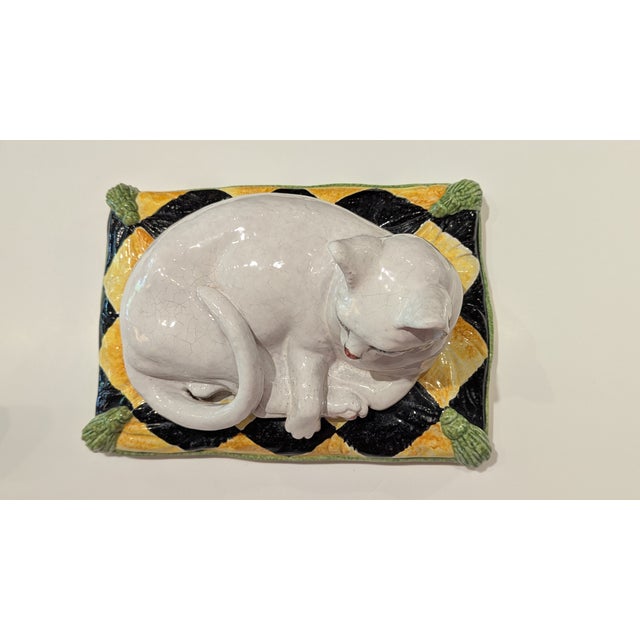 Ceramic Ceramic Cat on Harlequin Pillow | 1970s Italian For Sale - Image 7 of 9