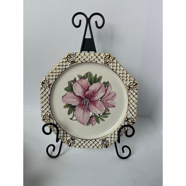 Historic Charleston Foundation Gold Trimmed Prehung Plates Featuring