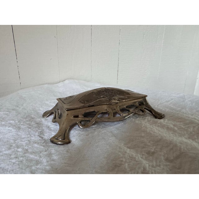 Art Nouveau Antique Art Nouveau Silver Plated Stamp Box For Sale - Image 3 of 12