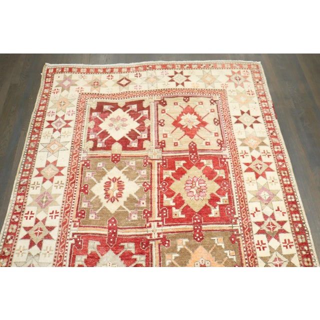 Mid 20th Century Anatolian Turkish Rug no. j5317 For Sale - Image 5 of 8