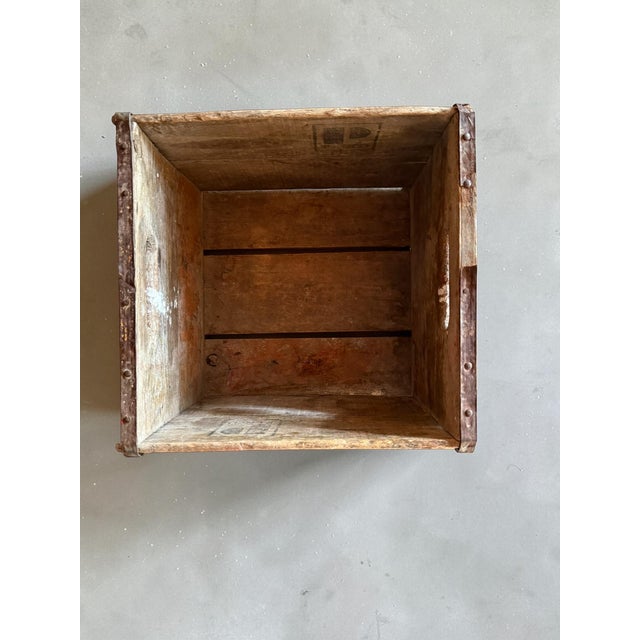 Wood Vintage Farmhouse Clover Leaf Dairy Wood Crate Case Milk Famous for Purity For Sale - Image 7 of 11