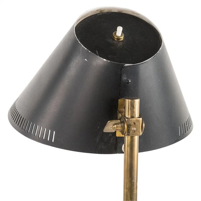 Mid-Century Modern 1950s Paavo Tynell Adjustable Model 9227 Table Lamp for Idman, Mid Century For Sale - Image 3 of 4