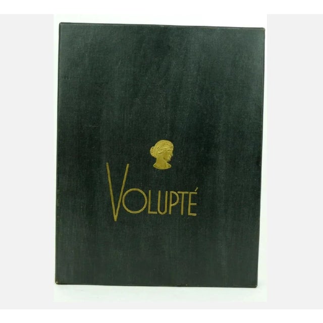 Rare Original 1940s Volupte Polished Gold Tone compact Complete with chrome mirror, built in powder with puff, slide out...