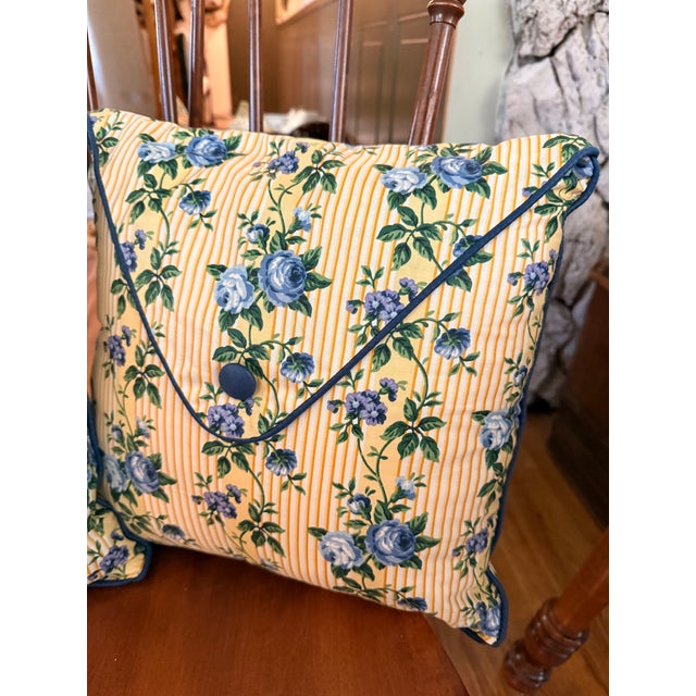 American Pair of Longaberger Decorative Pillows Rose Trellis For Sale - Image 3 of 5