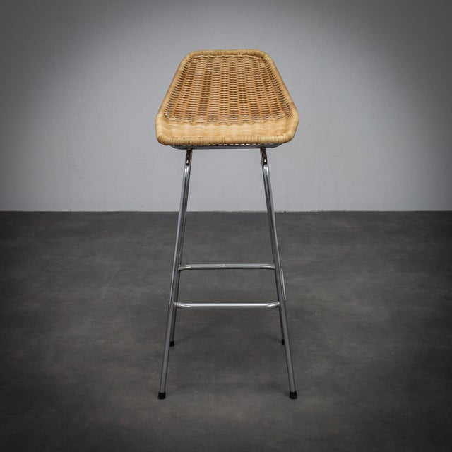 Mid-Century Modern Rattan Bar Stools by Rohé Noordwolde, Netherlands, 1960s, Set of 5 For Sale - Image 3 of 12