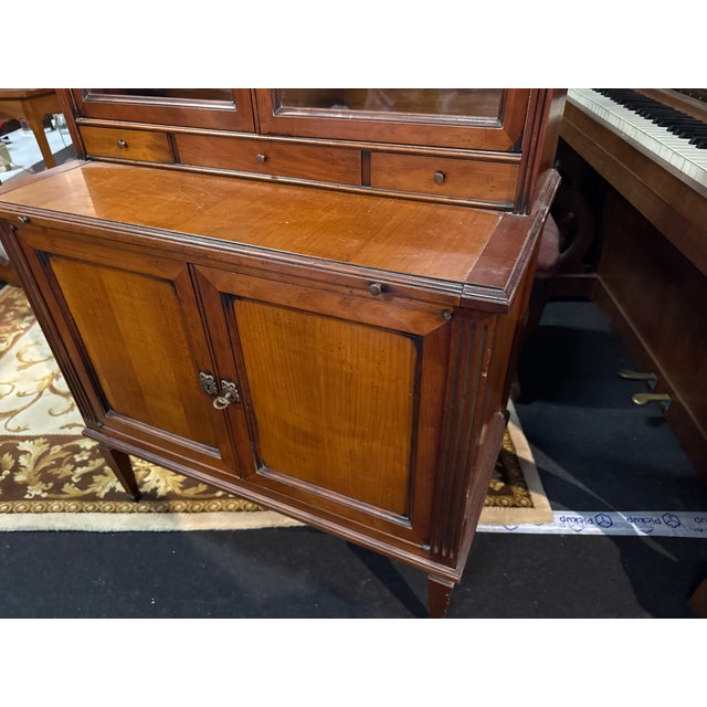 Louis XVI Secretaire in Walnut For Sale - Image 3 of 6