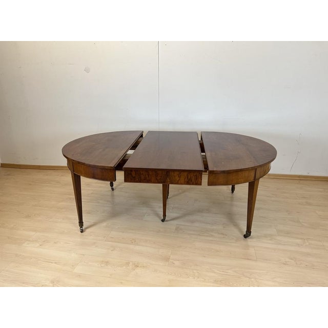 Wood Biedermeier Walnut Expandable Dining Table, Switzerland, 1820 For Sale - Image 7 of 18
