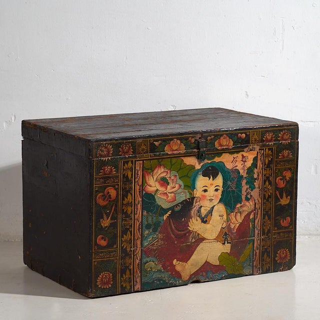 Antique Dark Trunk, 1900 For Sale - Image 18 of 18