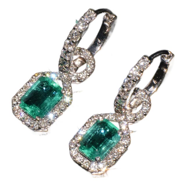 Gia Natural 4.12cts vs F Diamond Emerald 18k Solid Gold Dangle Hoop 2-in-1 Earrings For Sale